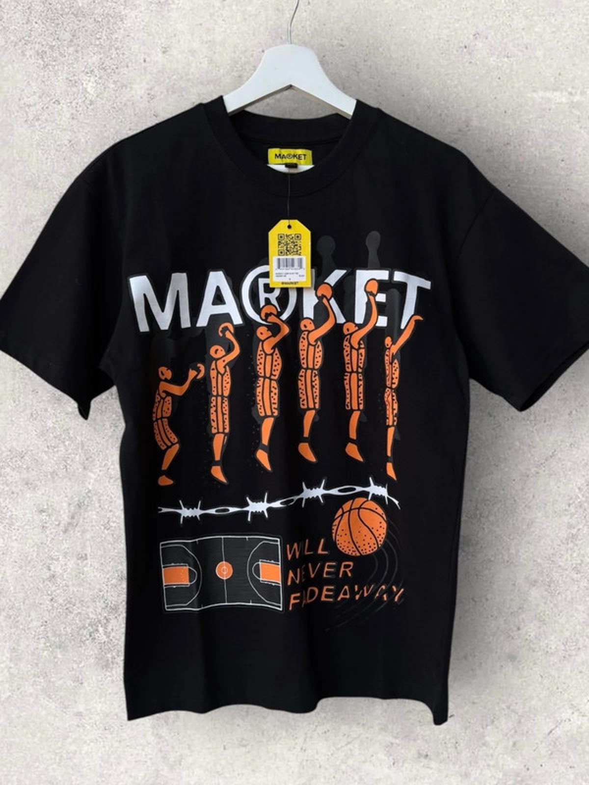 Market Jump Shot Graphic T Shirt Black Size S