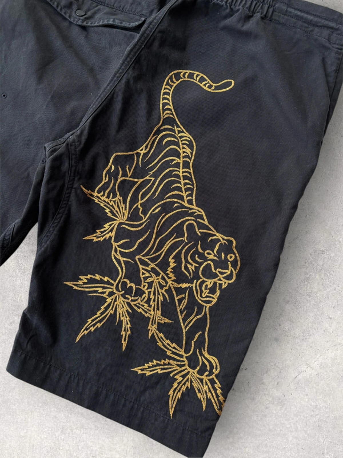 Maharishi Tiger Embroidered Shorts | Black | Size S