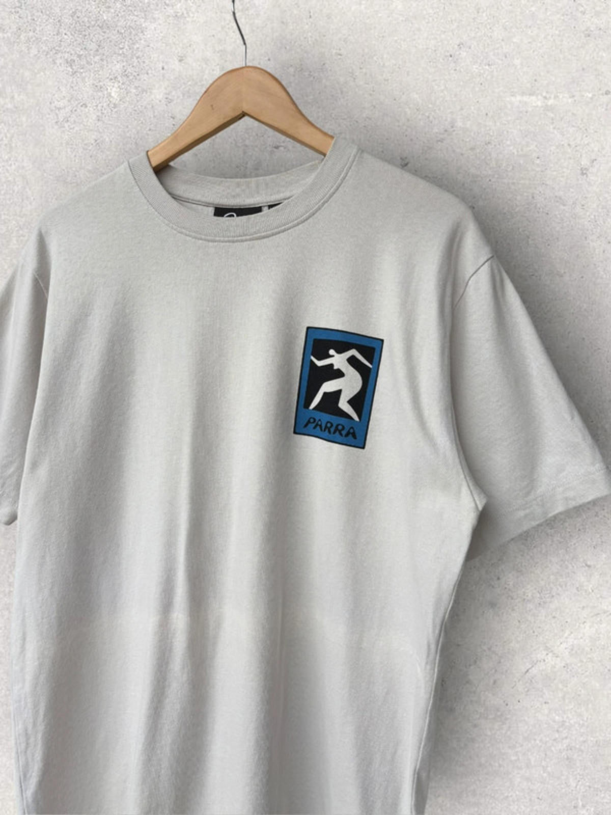 Parra ‘Pigeon’ Graphic T Shirt Off White Size M