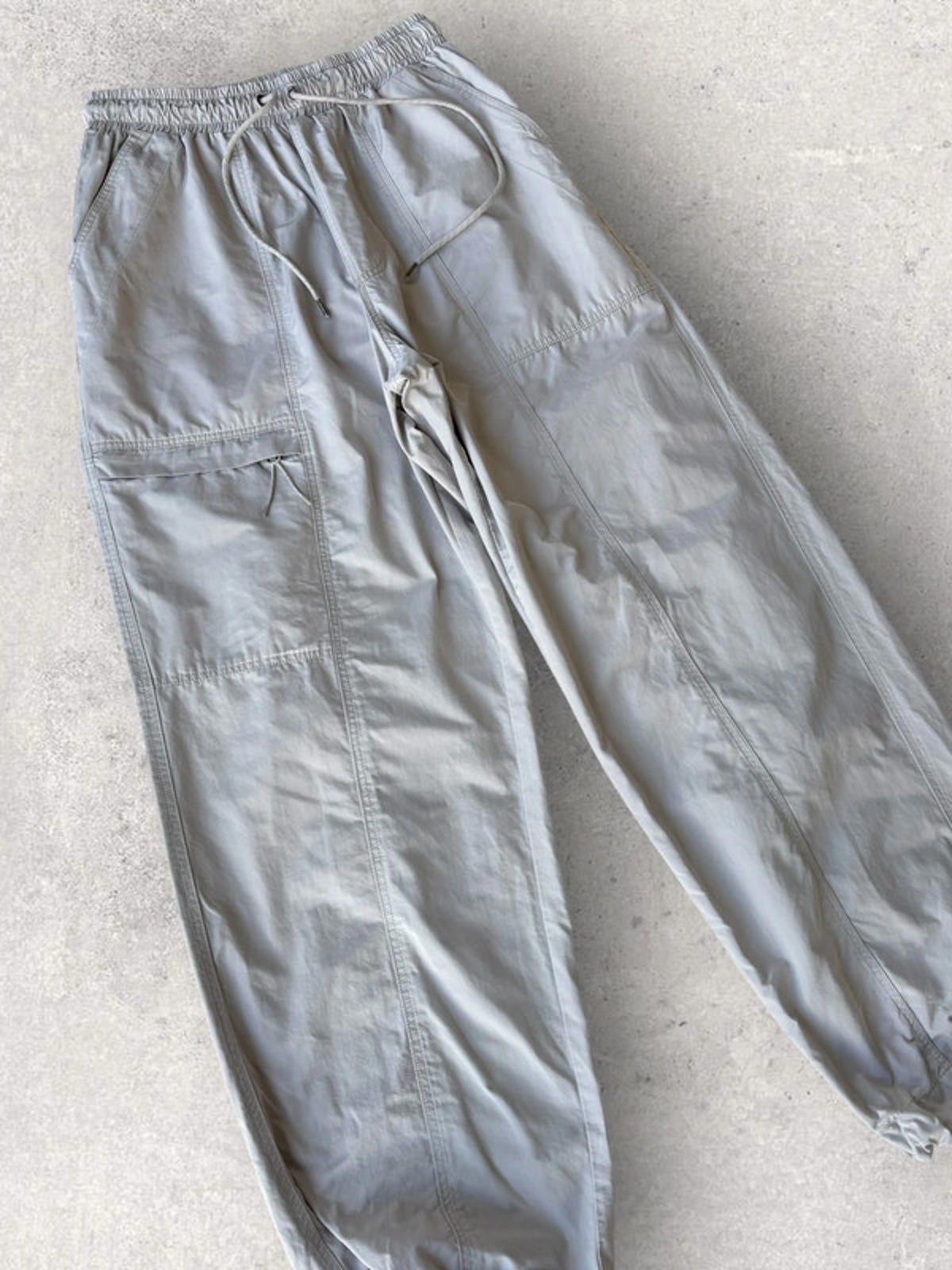 FrizmWorks Division Pants Grey / Off White Size M