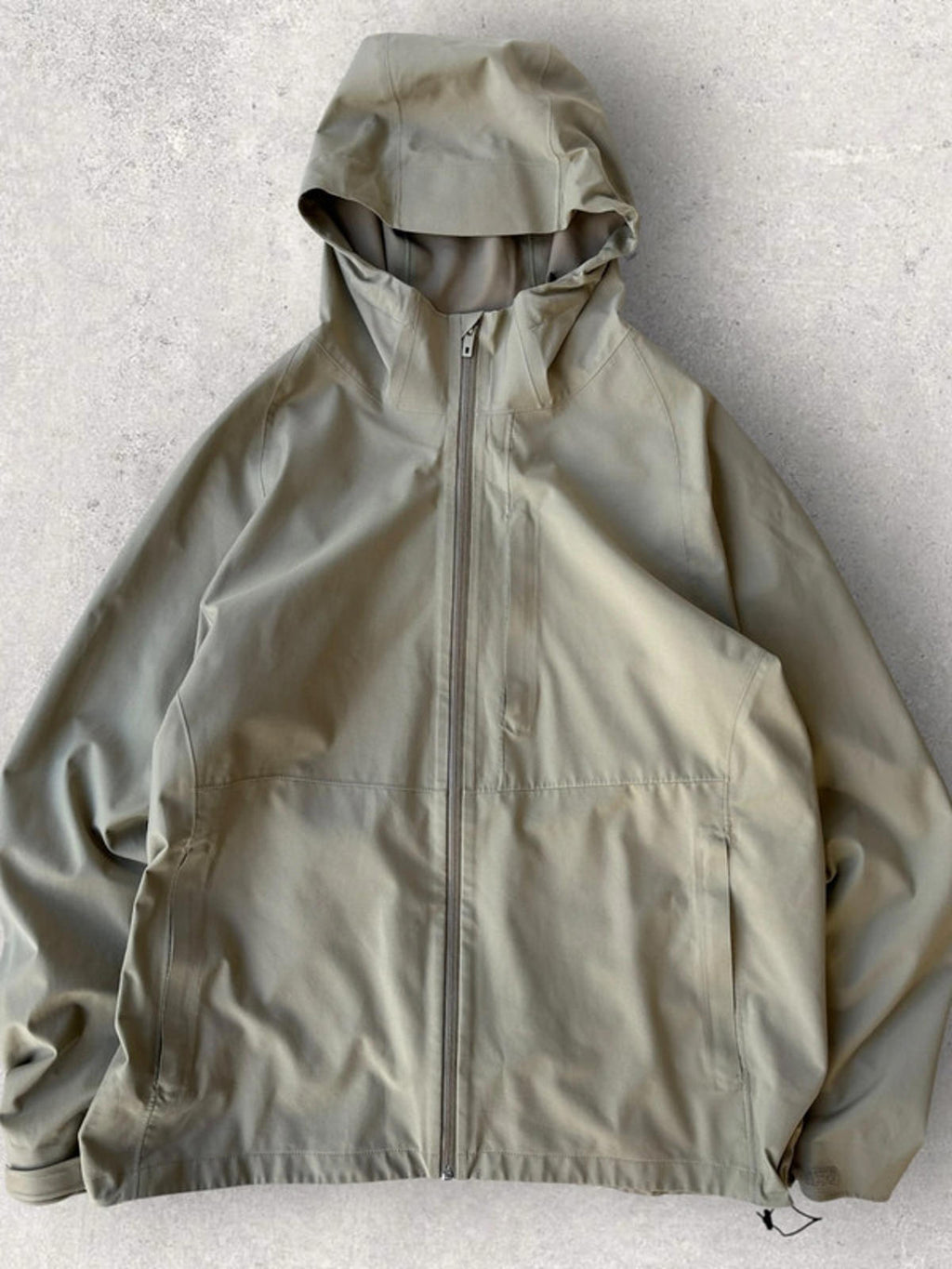 Uniqlo Blocktech 3D Cut Windbreaker Beige Size XL