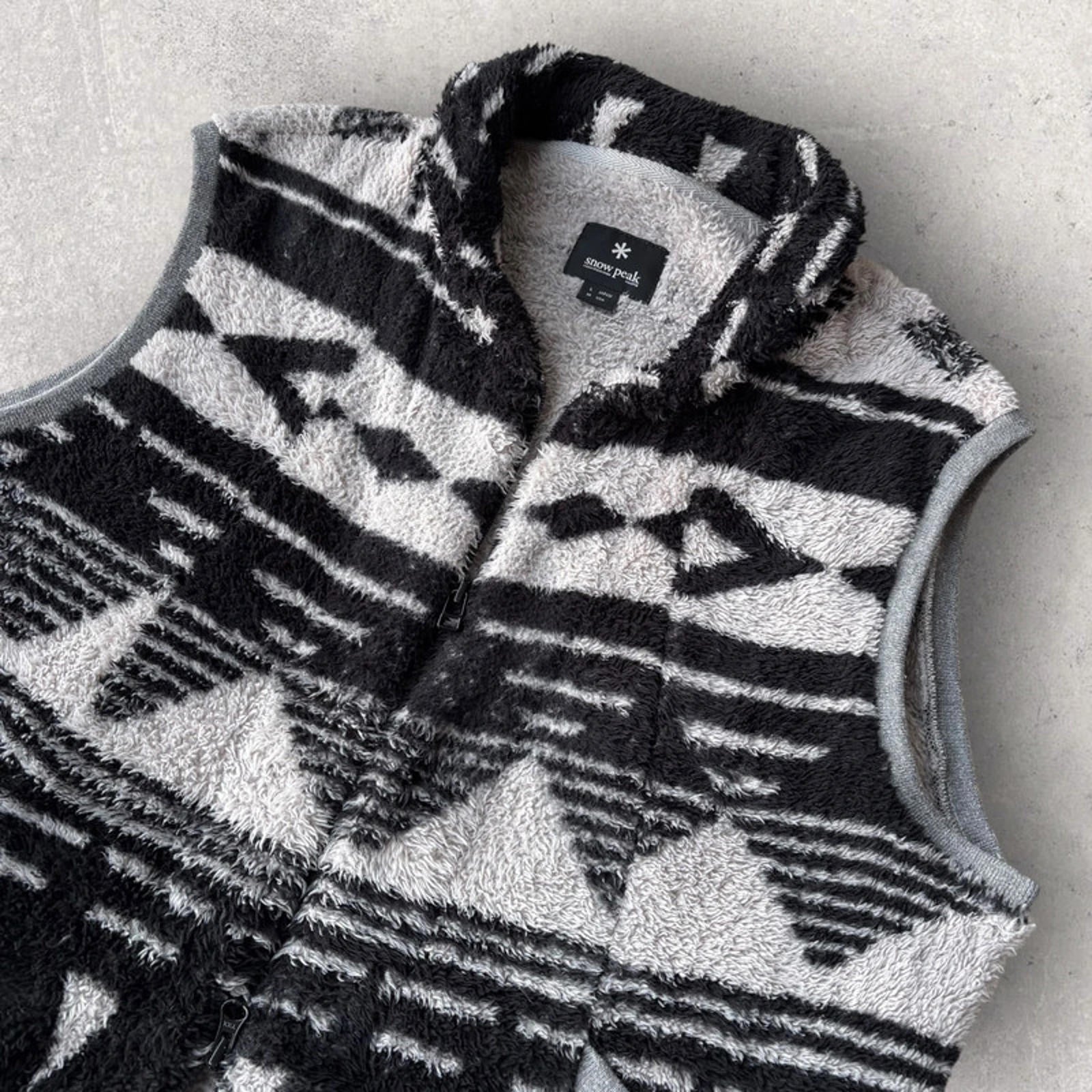 Snow Peak Geometric Fleece Vest White/Black Size M – Japan import