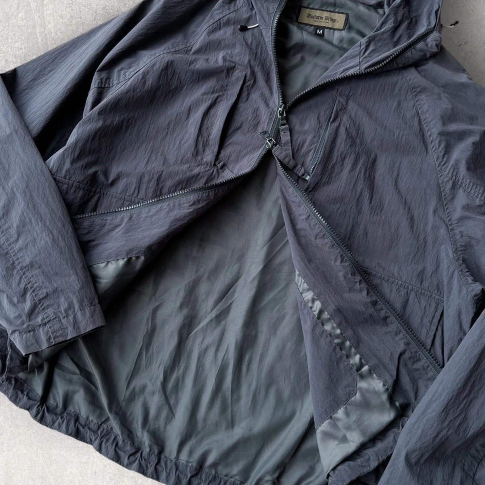 Uniform Bridge Brushed Tech Windbreaker Navy M