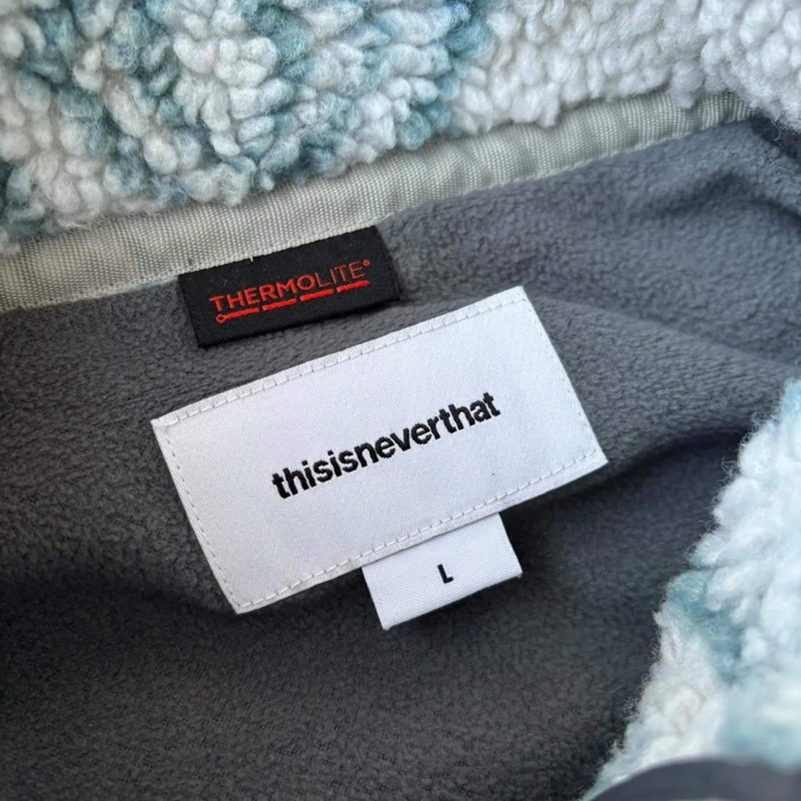 Thisisneverthat SP Sherpa Fleece Stone L Gorpcore