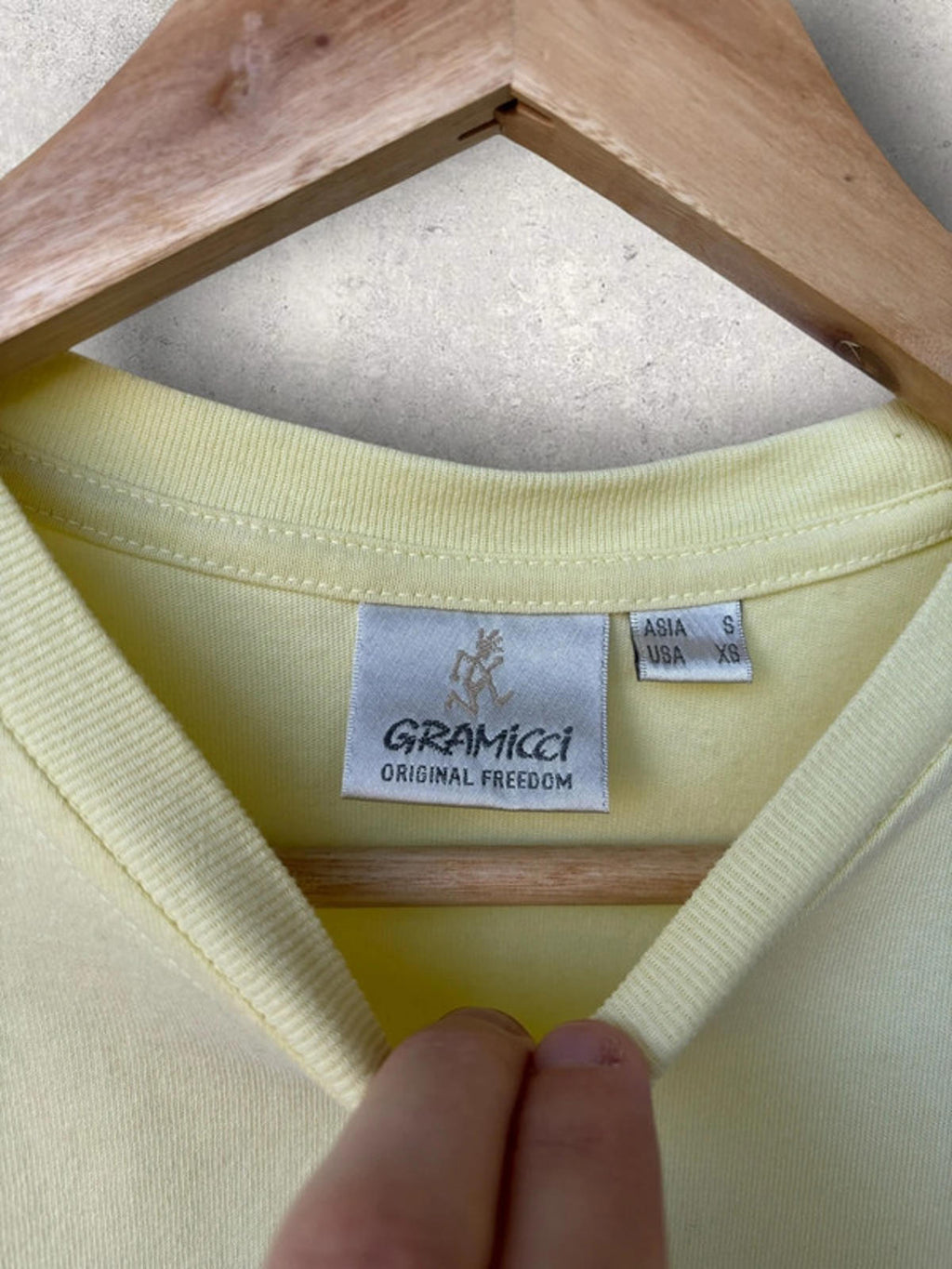 Gramicci Kiwi Graphic T Shirt Lemon Yellow Size S