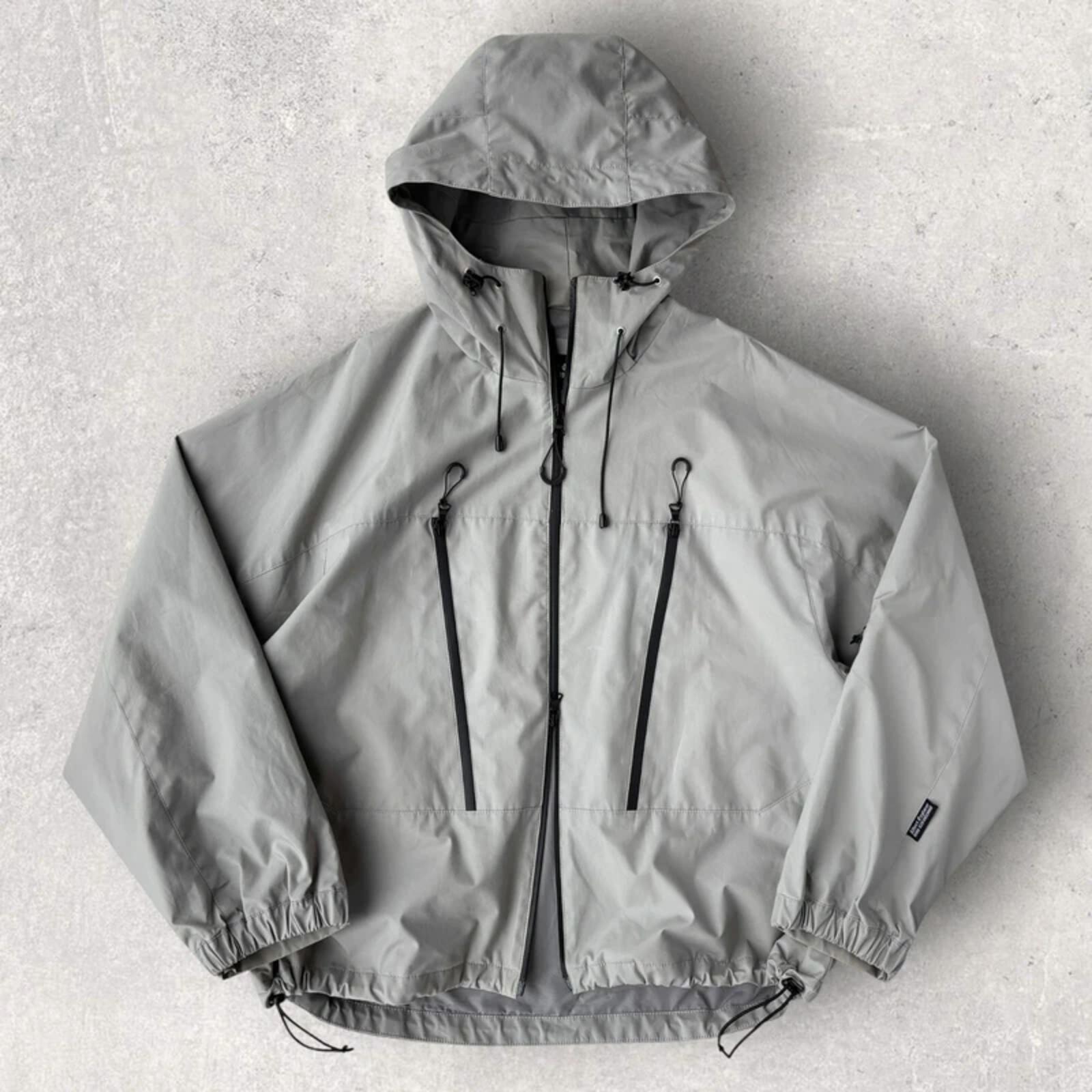 Uniform Bridge Water Resistant Mountain Jacket Grey M