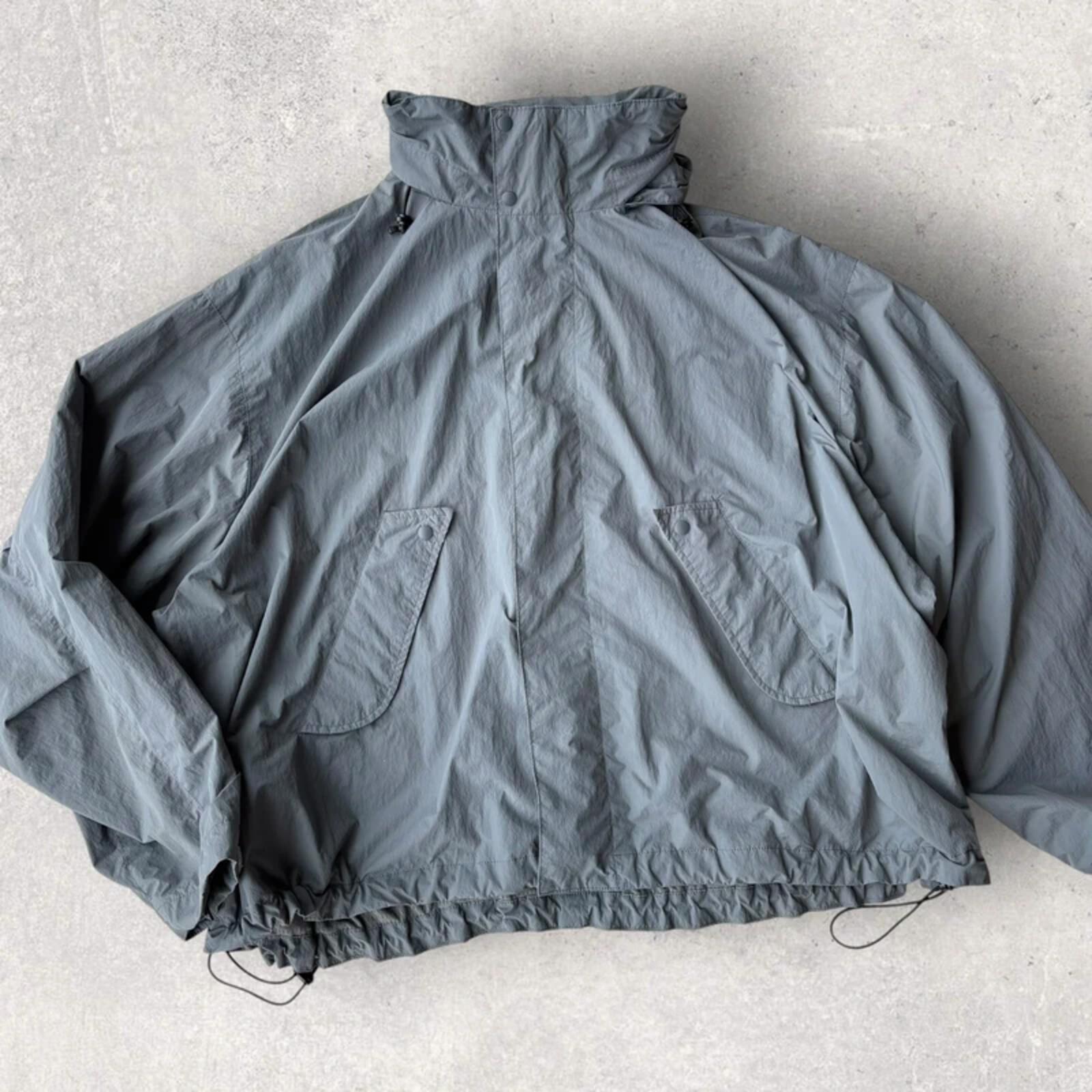 Uniform Bridge Cropped Mesh Windbreaker Blue M