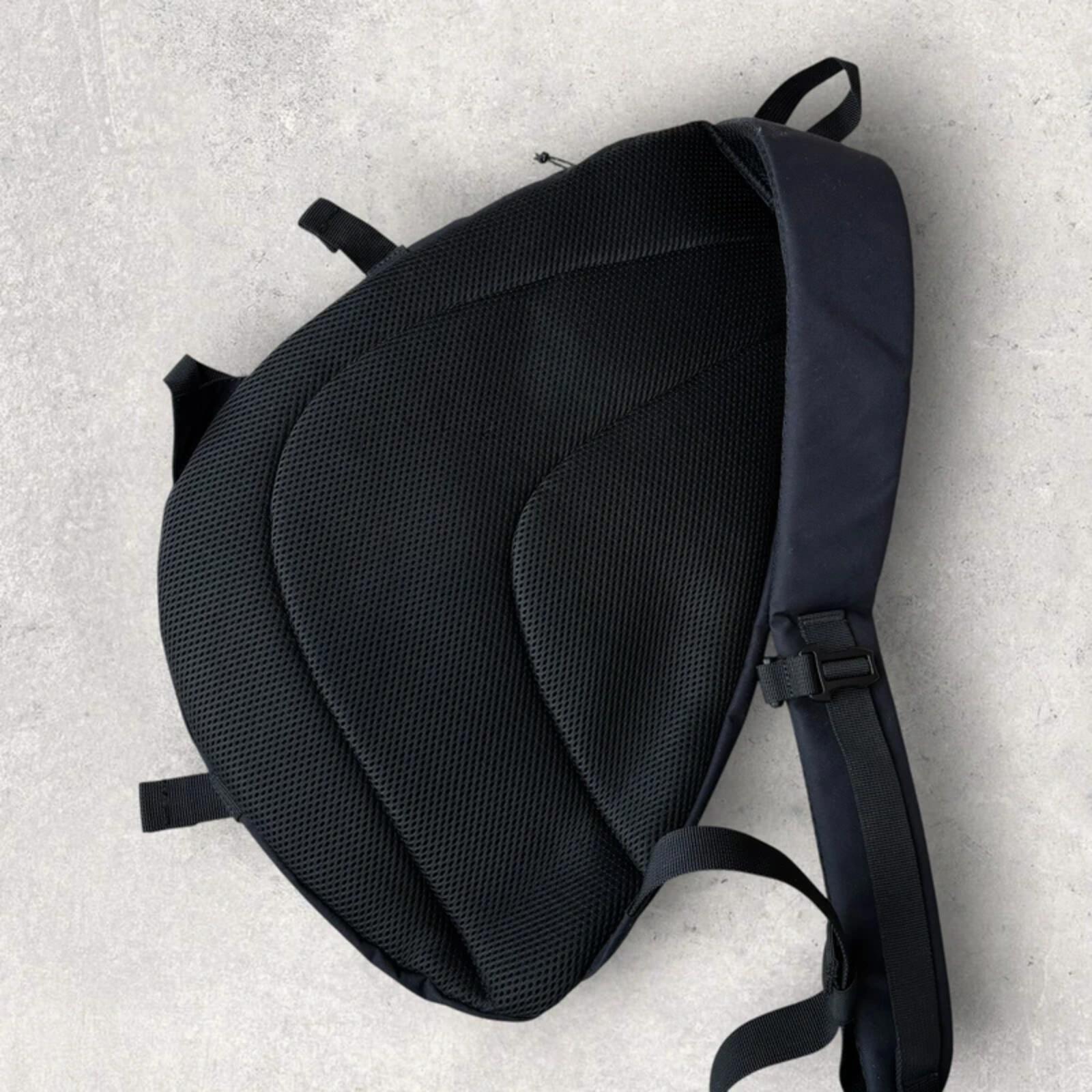 Gramicci Cordura Sling Bag Black