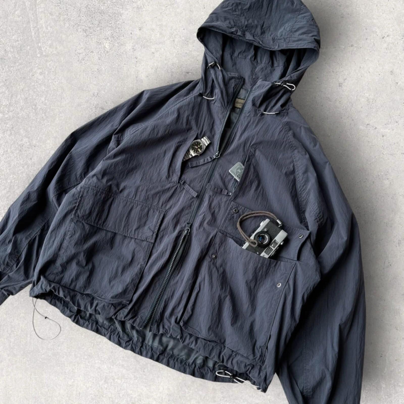 Uniform Bridge Brushed Tech Windbreaker Navy M
