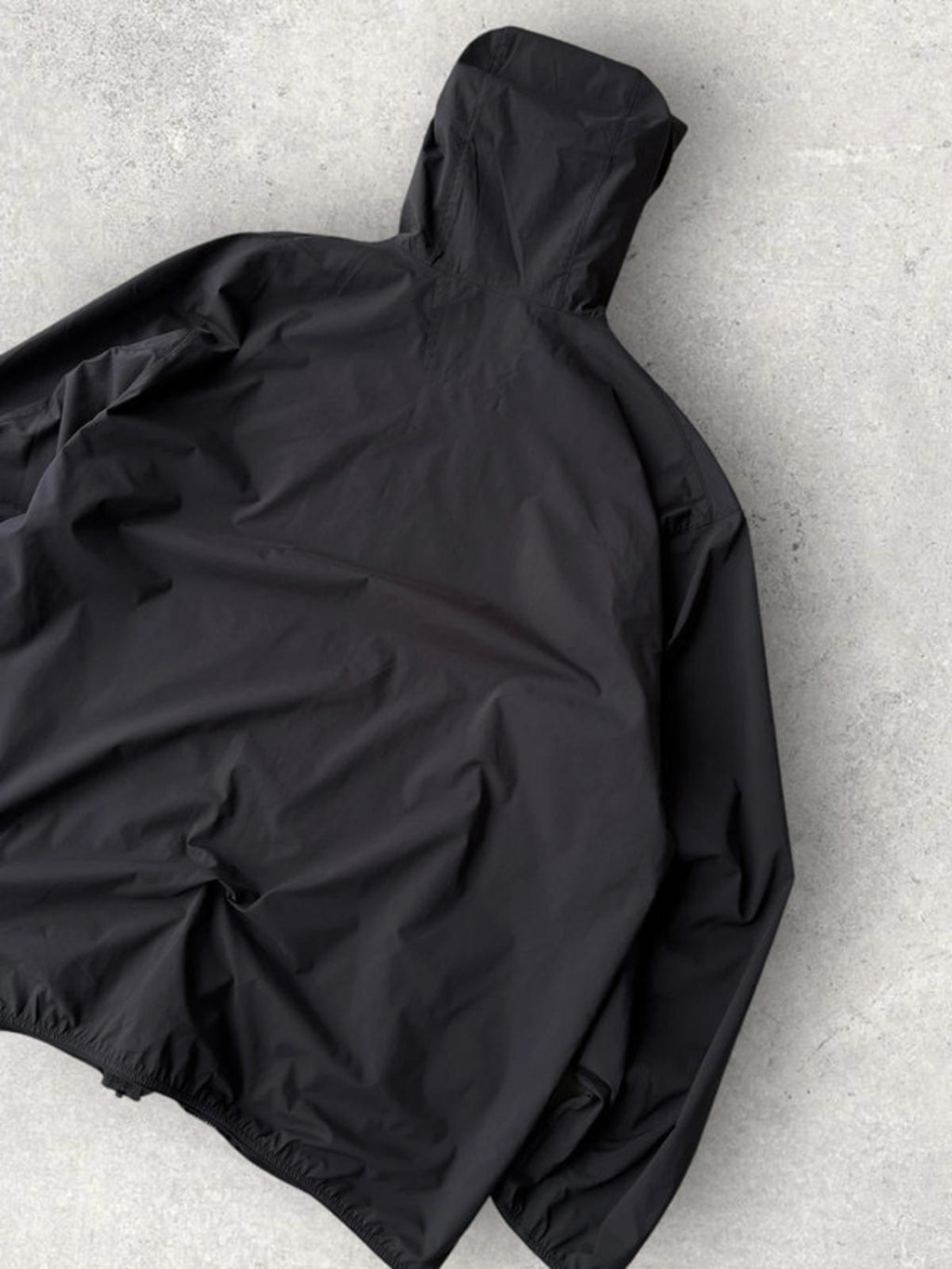Uniqlo Tech Lightweight Windbreaker Black XL