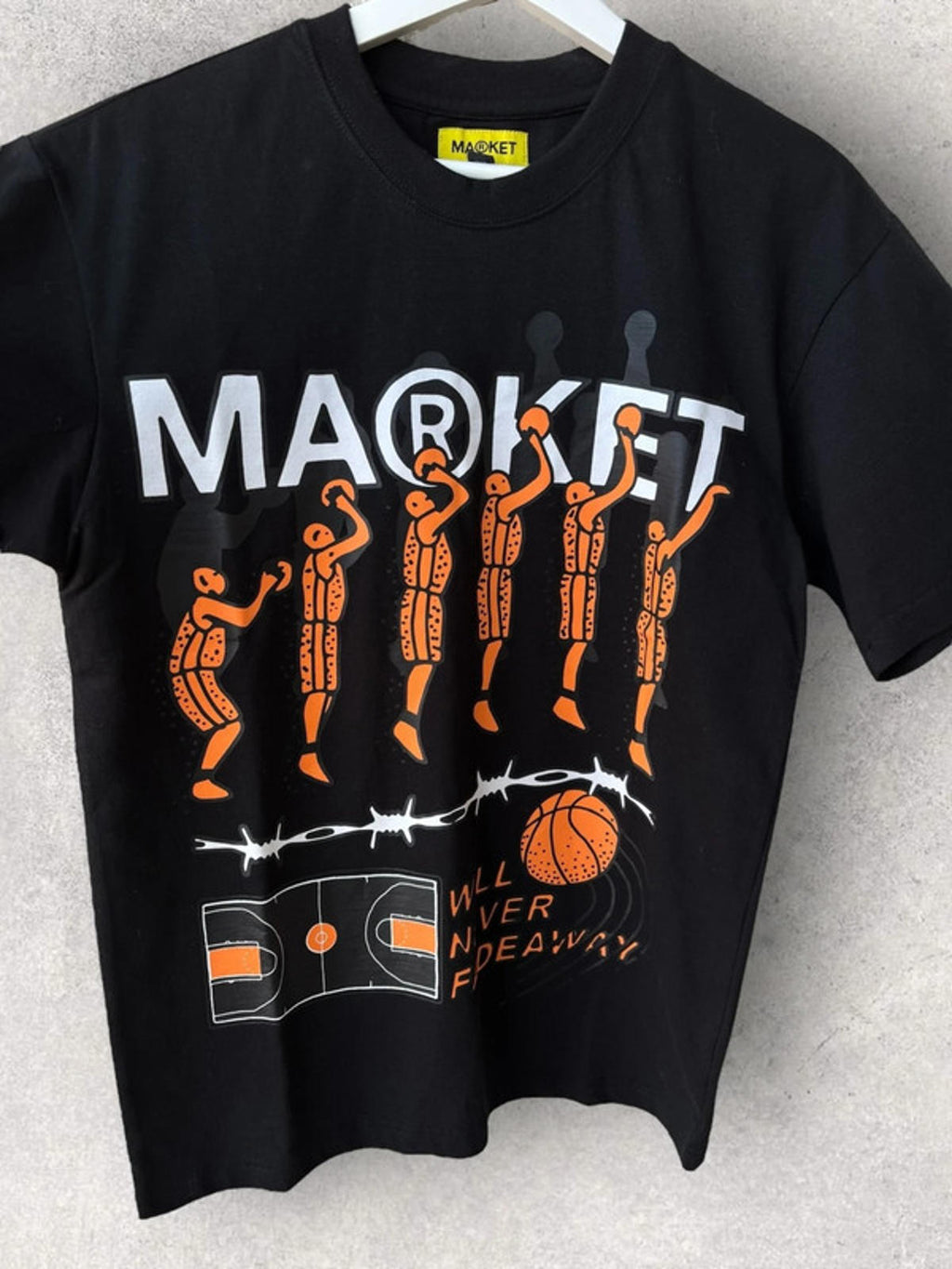 Market Jump Shot Graphic T Shirt Black Size S