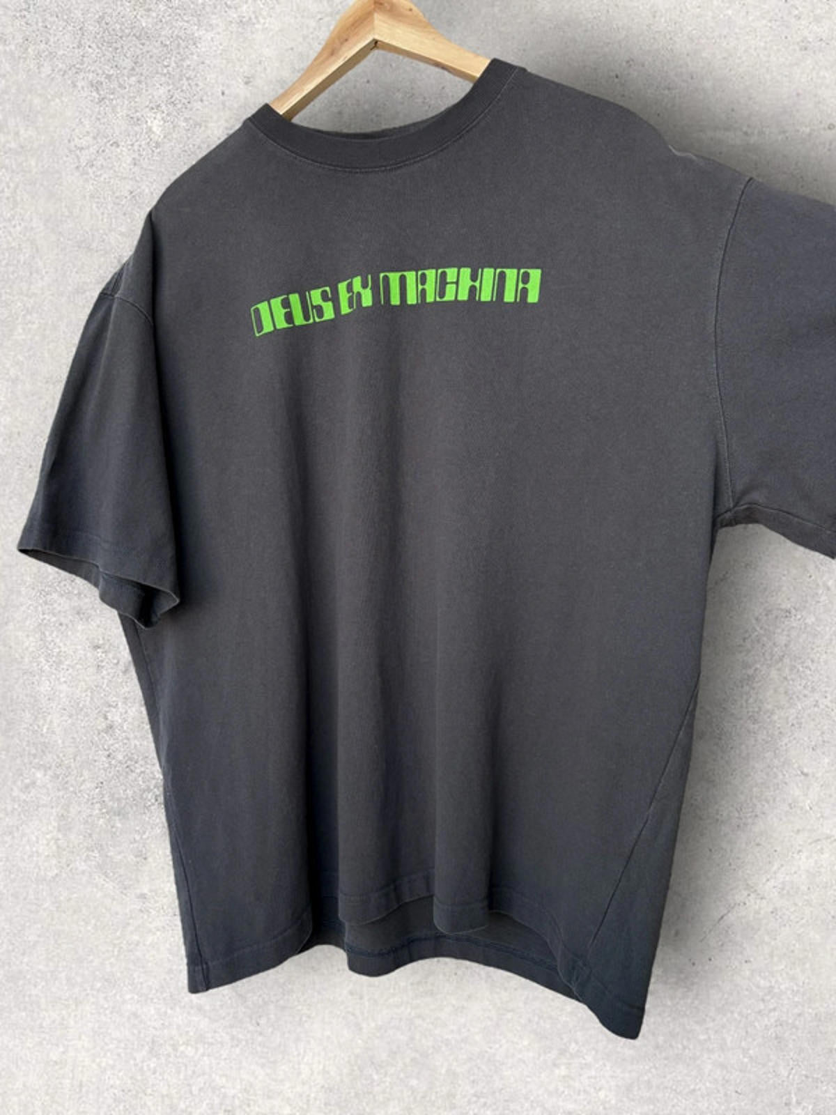 Deus Ex Machina Records Graphic T Shirt Grey Size L