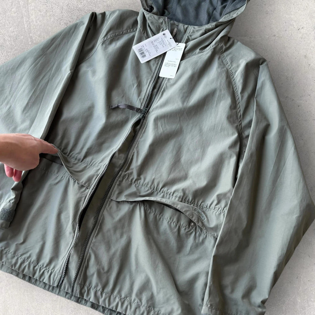 BNWT Snow Peak Light Mountain Cloth Parka Jacket Sage M