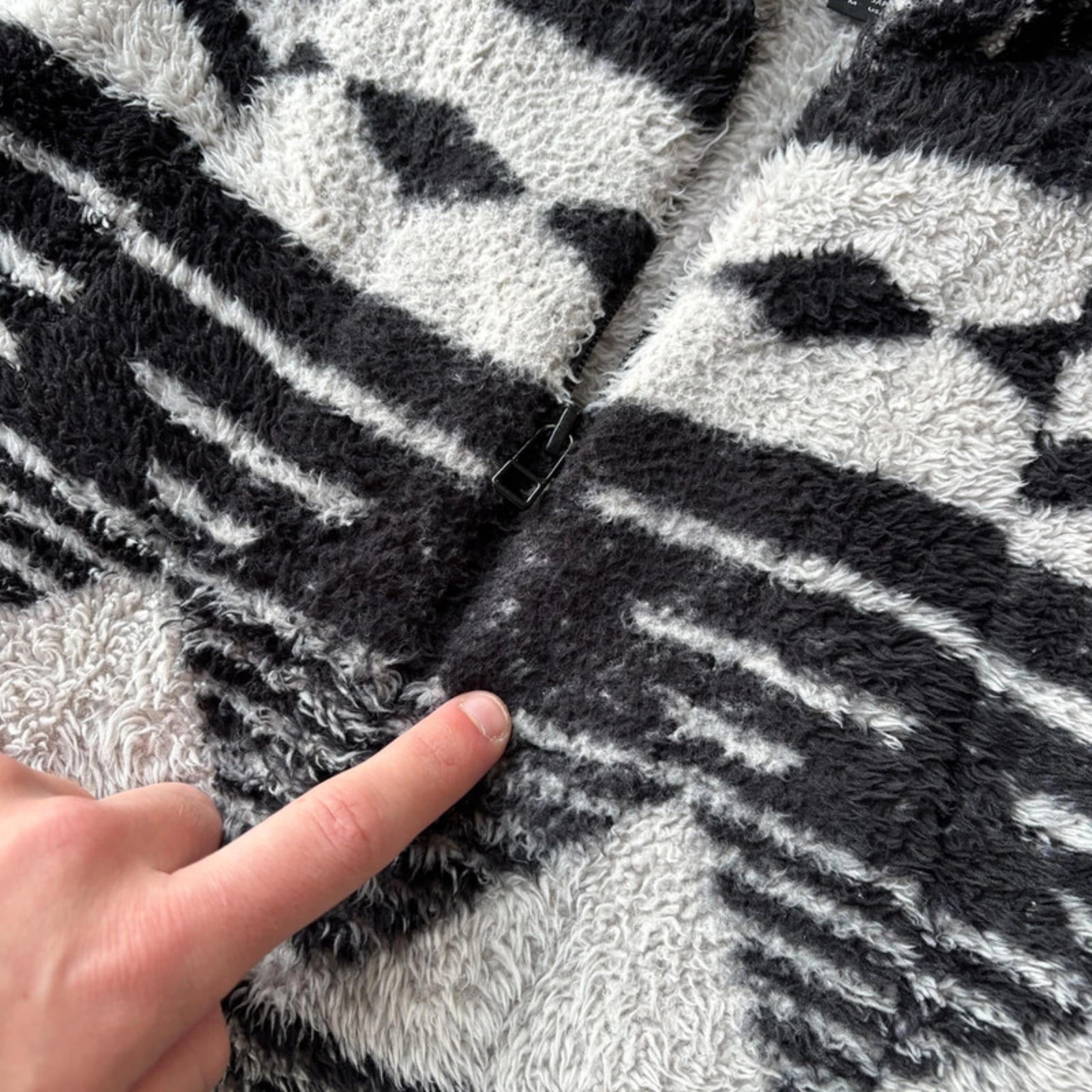 Snow Peak Geometric Fleece Vest White/Black Size M – Japan import