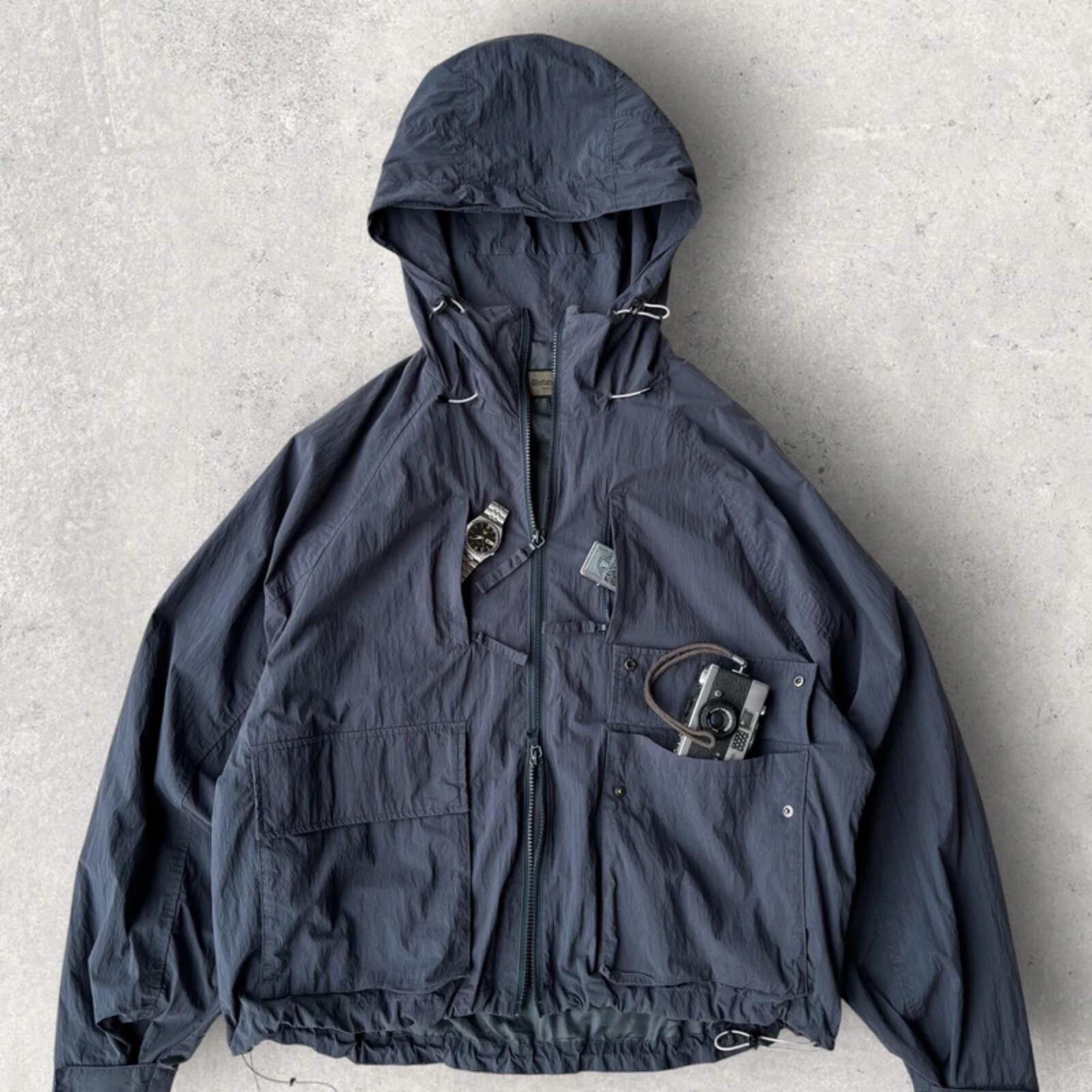 Uniform Bridge Brushed Tech Windbreaker Navy M