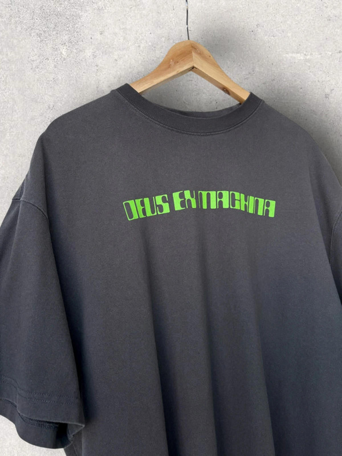 Deus Ex Machina Records Graphic T Shirt Grey Size L