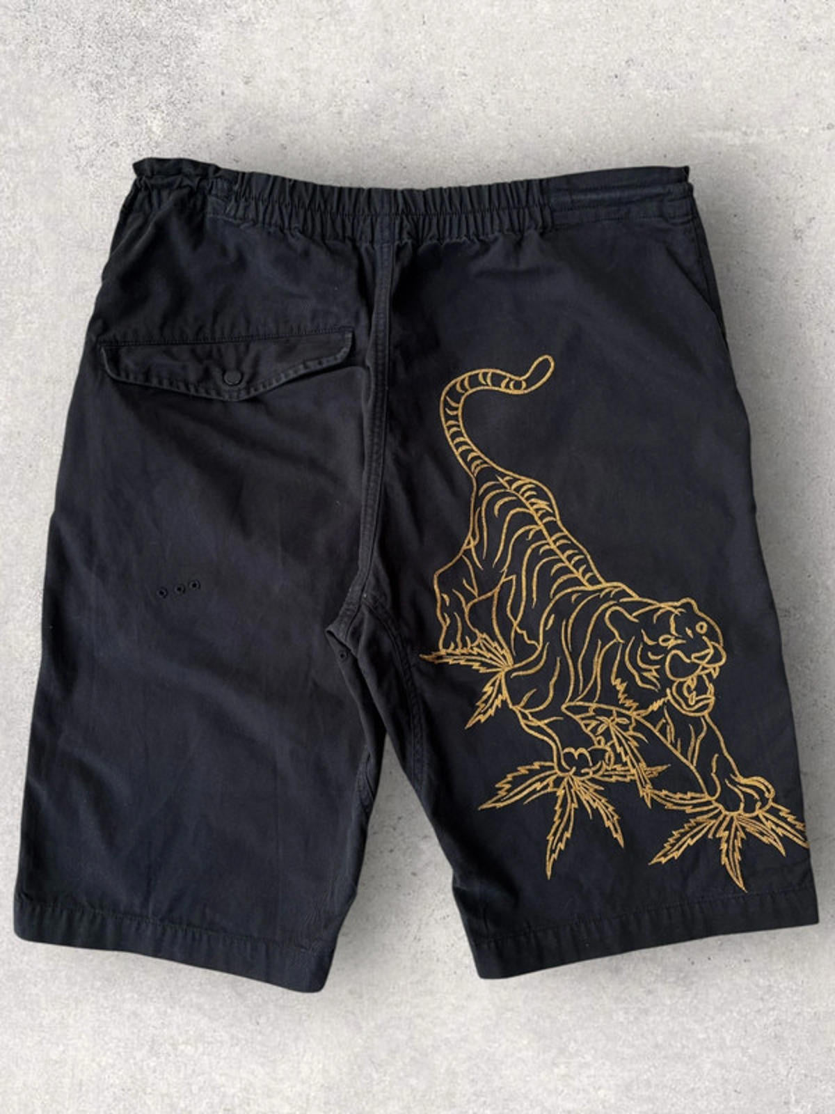Maharishi Tiger Embroidered Shorts | Black | Size S