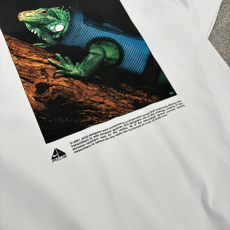 Nike ACG Iguana Graphic T Shirt White L